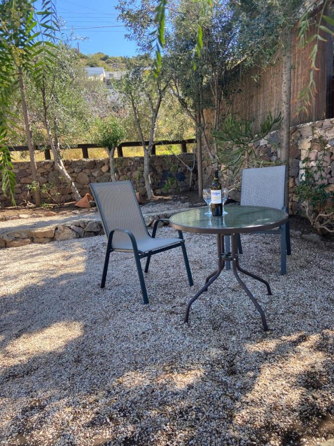 Pepper Tree Appartement Aegina Buitenkant foto